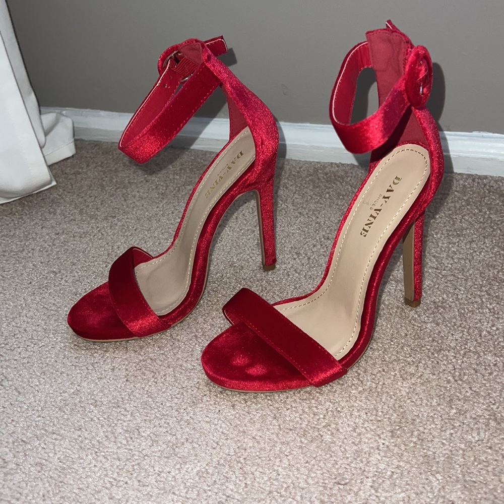 Red velvet stiletto high heels size 36 EGO Shoes